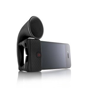 Portable amplifier speaker horn for iPhone